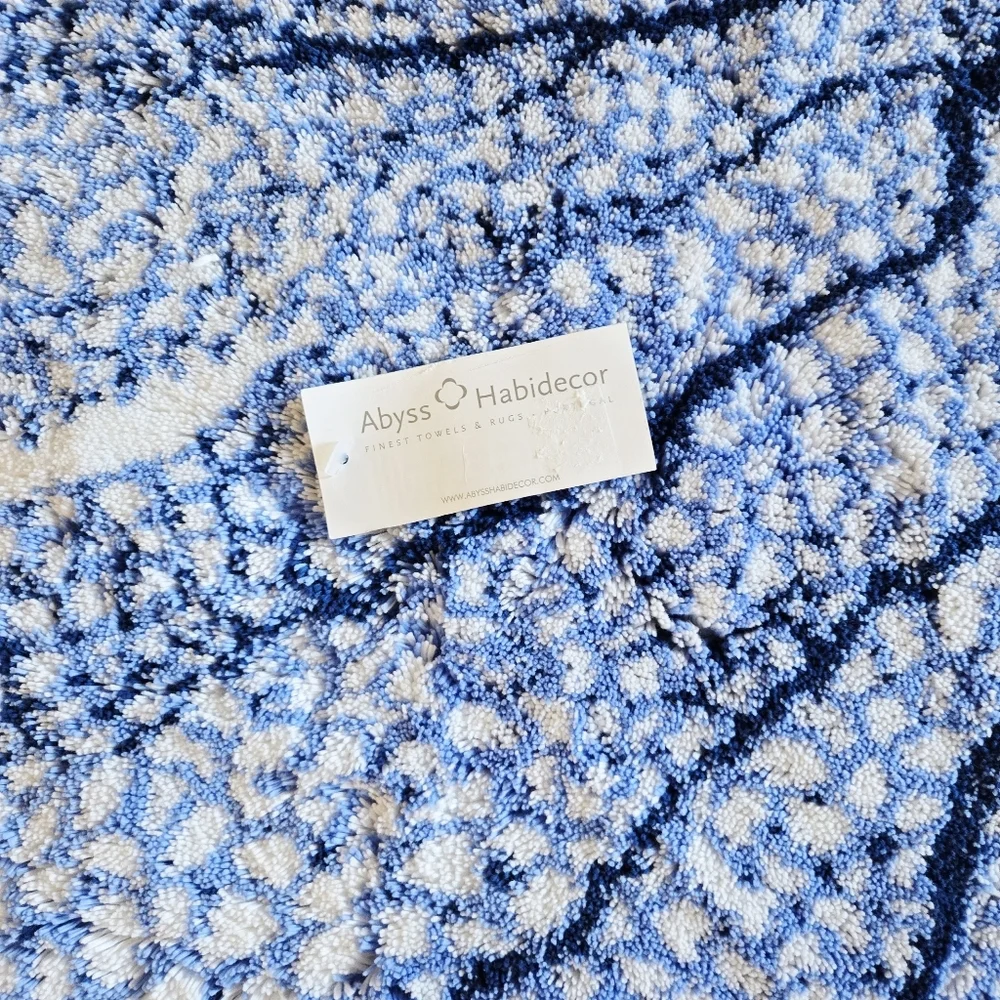 ABYSS & HABIDECOR Blue White Coral Bath Rug 33